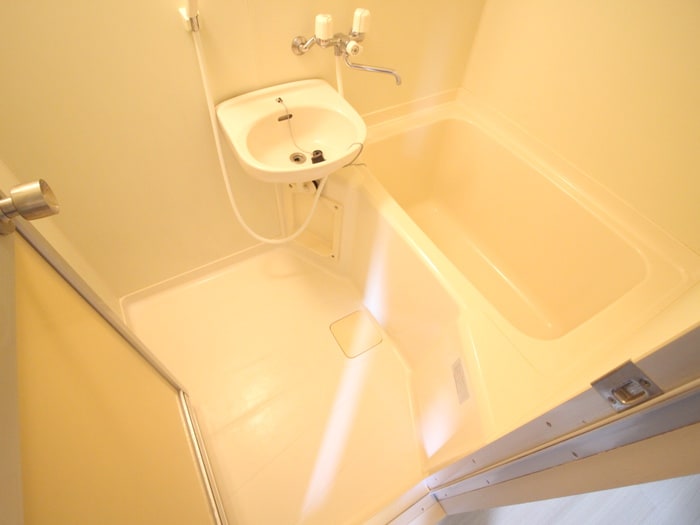 バス／シャワールーム等 シュトラ－セ泉