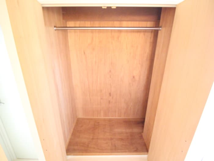 収納 シュトラ－セ泉