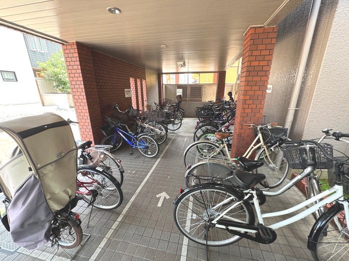 駐輪場 ヴィラオリエント