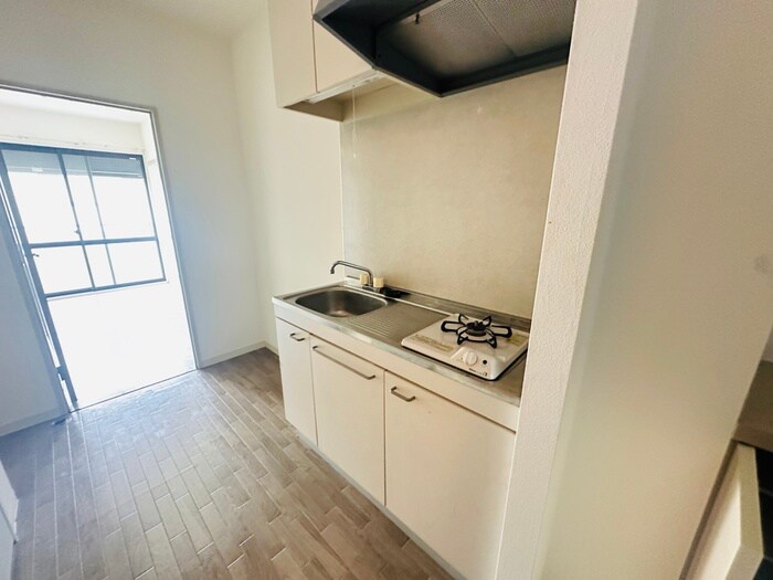 キッチン ジュネスパ－トⅢ