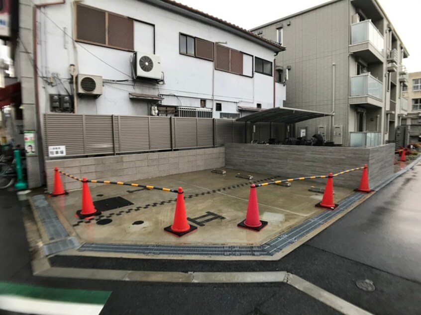 駐車場 パインフローリッシュ西田辺