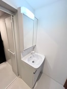 洗面 仮)ｳﾞｪﾙﾒｿﾞﾝ尼崎西難波町A棟