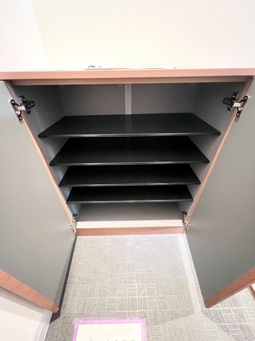 靴箱 仮)ｳﾞｪﾙﾒｿﾞﾝ尼崎西難波町A棟