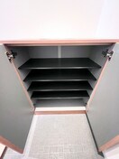 靴箱 仮)ｳﾞｪﾙﾒｿﾞﾝ尼崎西難波町A棟