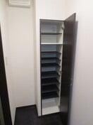 靴箱 アムール別府