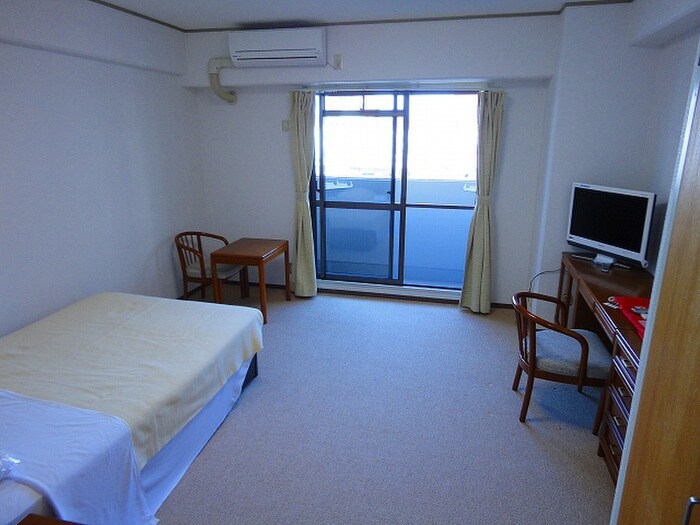 居室 アロ－ンズ大阪