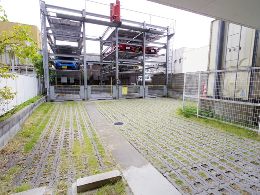 駐車場 エルベコ－ト宇治駅前