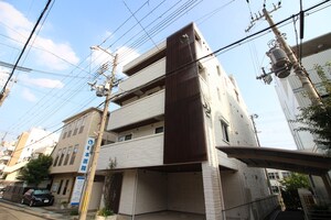 メゾン　デ　プリニエ