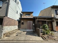 西七条石井町13番地貸家