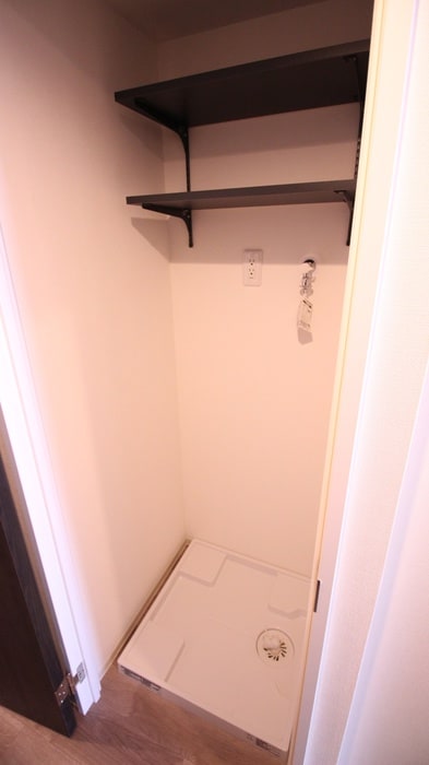 洗濯機置場 シーズンフラッツ阿波座