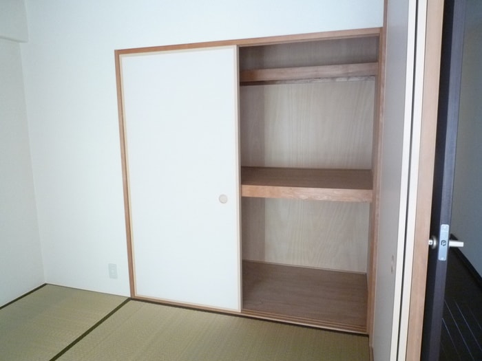 収納 ローズシャトー上山手