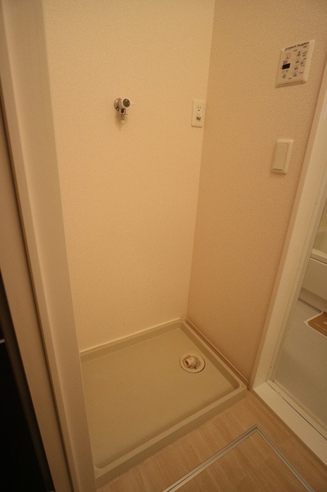 洗濯機置場 ファミ－ルコ－ト名谷