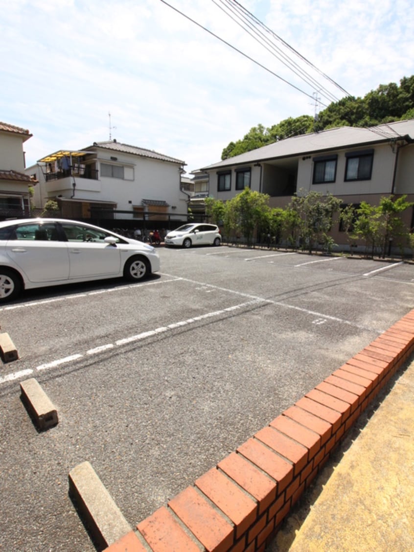 駐車場 ＦＯＲＥＳＴ　ＨＥＩＭ　誉田