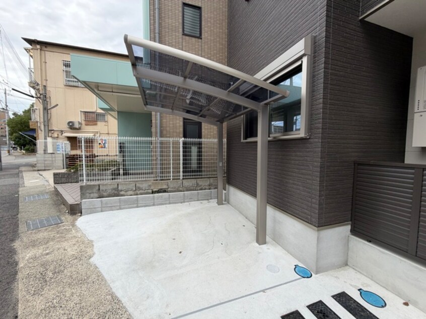駐輪場 Maison Lumiere