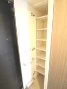 靴箱 ｴｽﾘｰﾄﾞ新大阪ｳﾞｪﾙﾃﾞ(706)