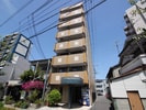 シャルル上新庄の外観