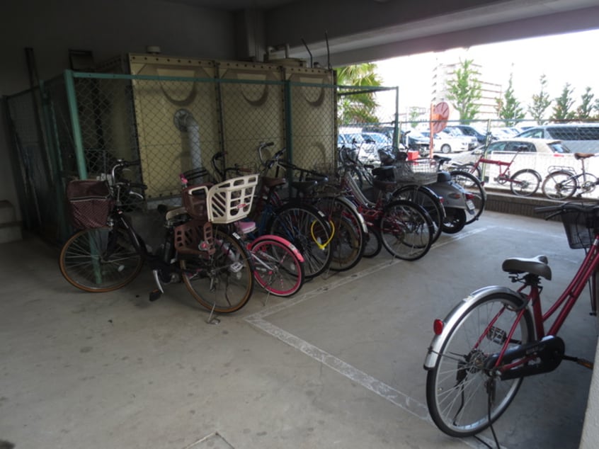 駐輪場 緑地公園第３千里ハイツ