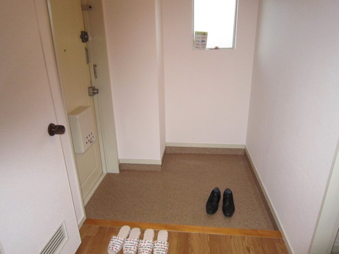 玄関 緑地公園第３千里ハイツ