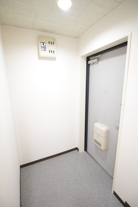 玄関 松岡ビル北花田