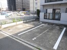 駐車場 エクセルコ－トタカツキ１号館