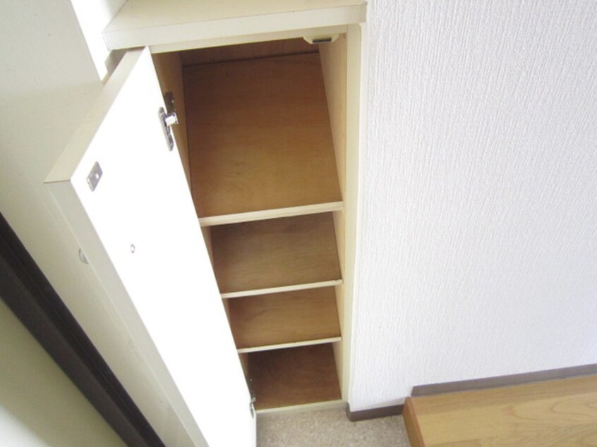 靴箱 朝日が丘尾田ハイツ