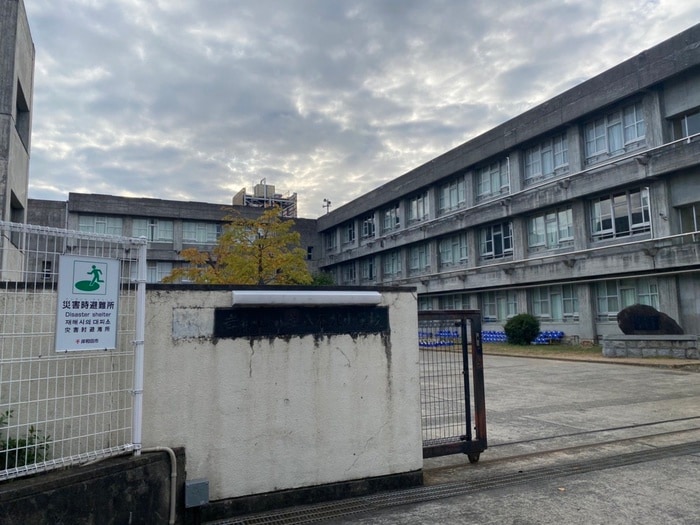 岸和田市立八木北小学校(小学校)まで750m シャルマン木ノ元