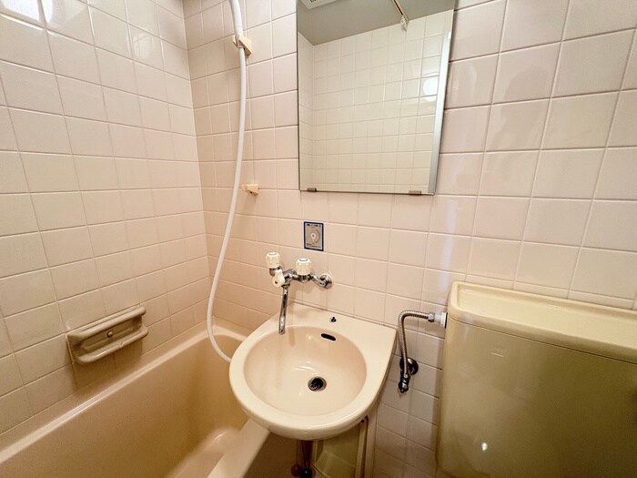 洗面 ラ・テ－ル西田弐番館