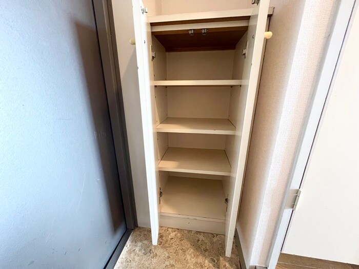 靴箱 ラ・テ－ル西田弐番館