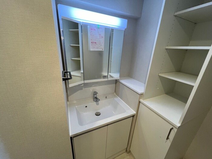 洗面 スプランディッド江坂Ⅲ