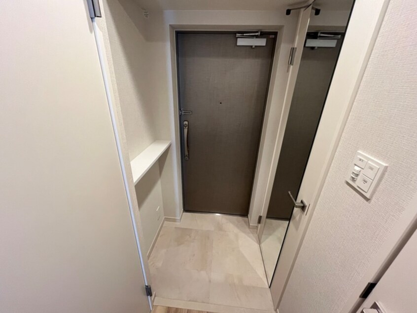 玄関 スプランディッド江坂Ⅲ