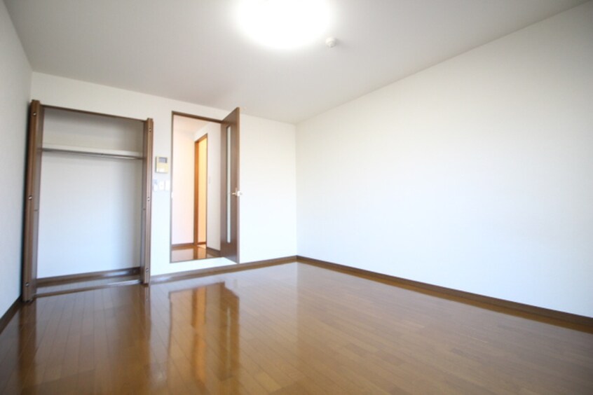 居室 アンプル－ルフェ－ルヴェルジュ