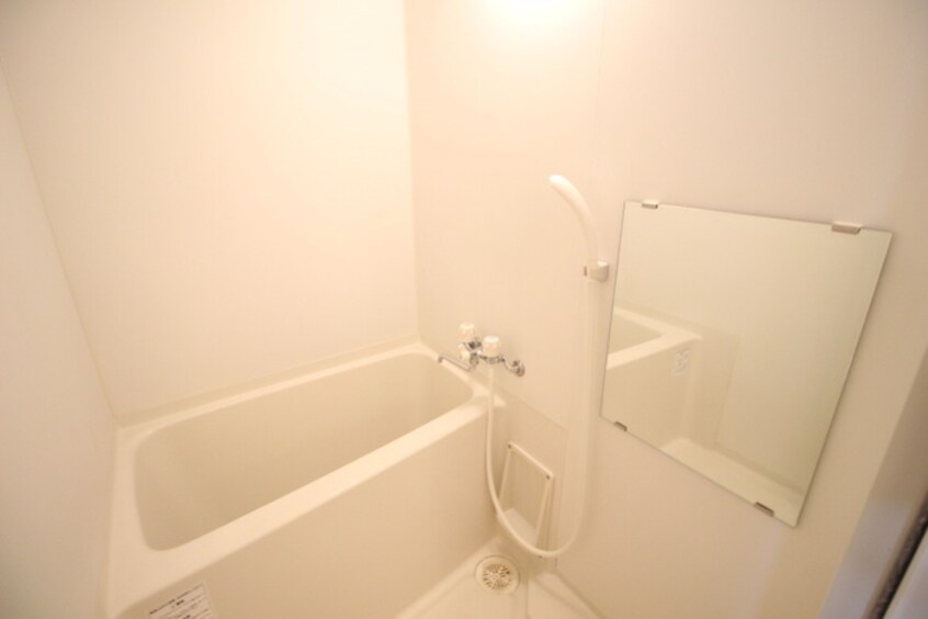 バス／シャワールーム等 アンプル－ルフェ－ルヴェルジュ