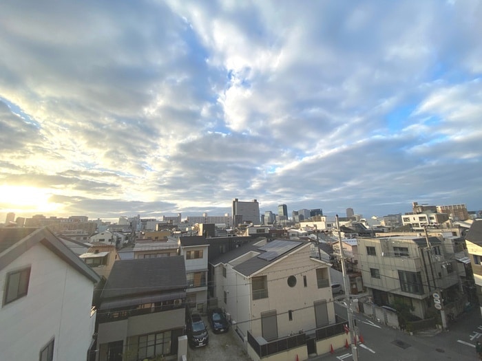 室内からの展望 アンジェラス久永