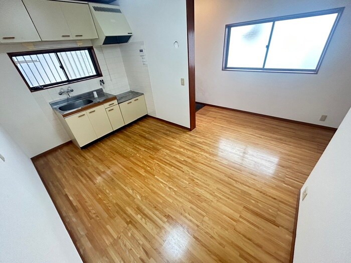 居室 ジャスト川部