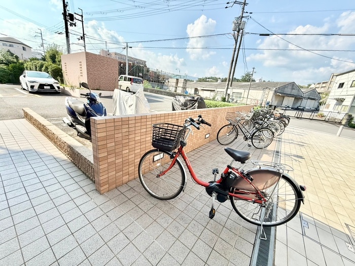 駐輪場 石塚ハイム