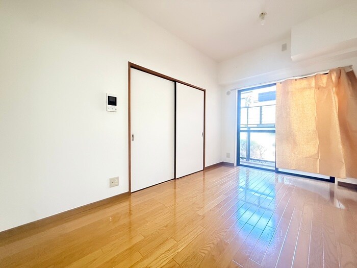 居室 ラヴェ－ル東洋