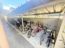 駐輪場 ラヴェ－ル東洋