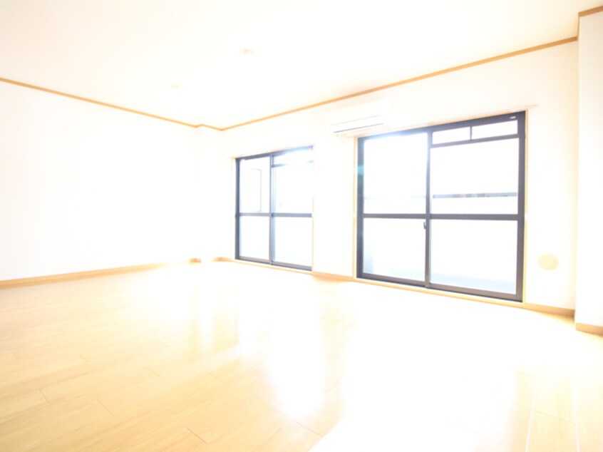 居室 マ－ベラスコンドミニアム