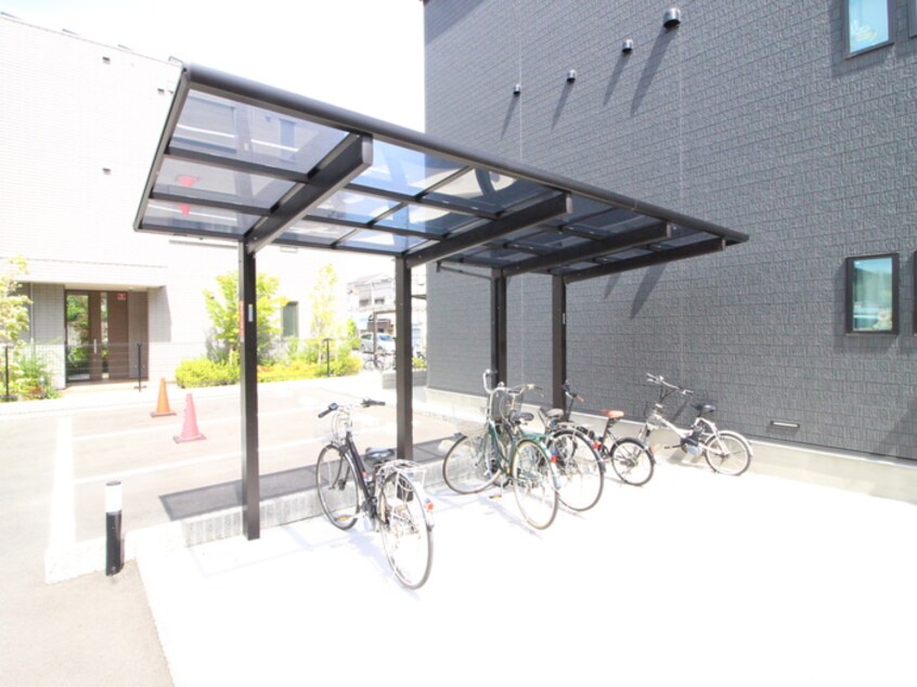 駐輪場 Neo GALANTE