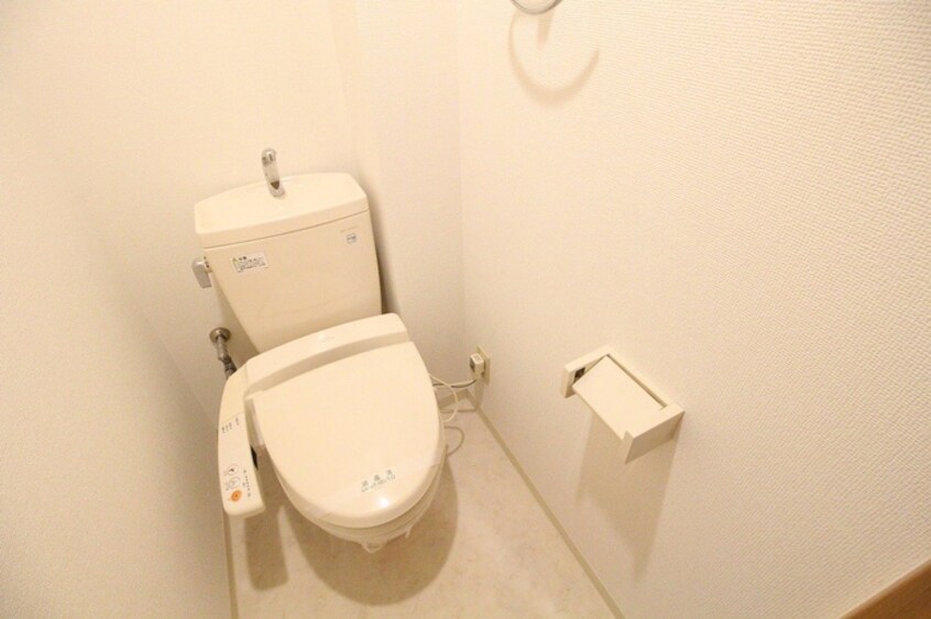 トイレ レジディア三宮東