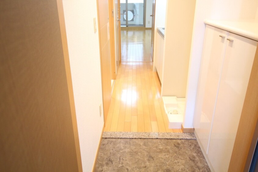 廊下 レジディア三宮東