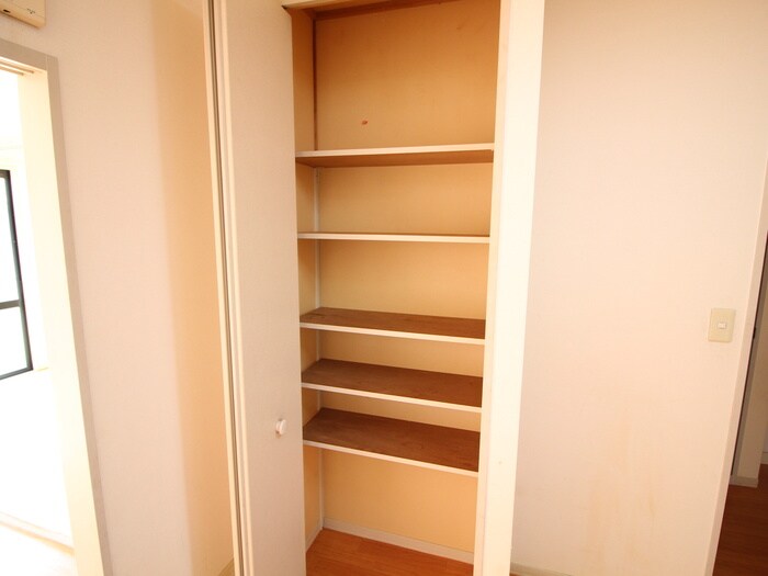 収納 ハイム上野芝Ⅱ３棟