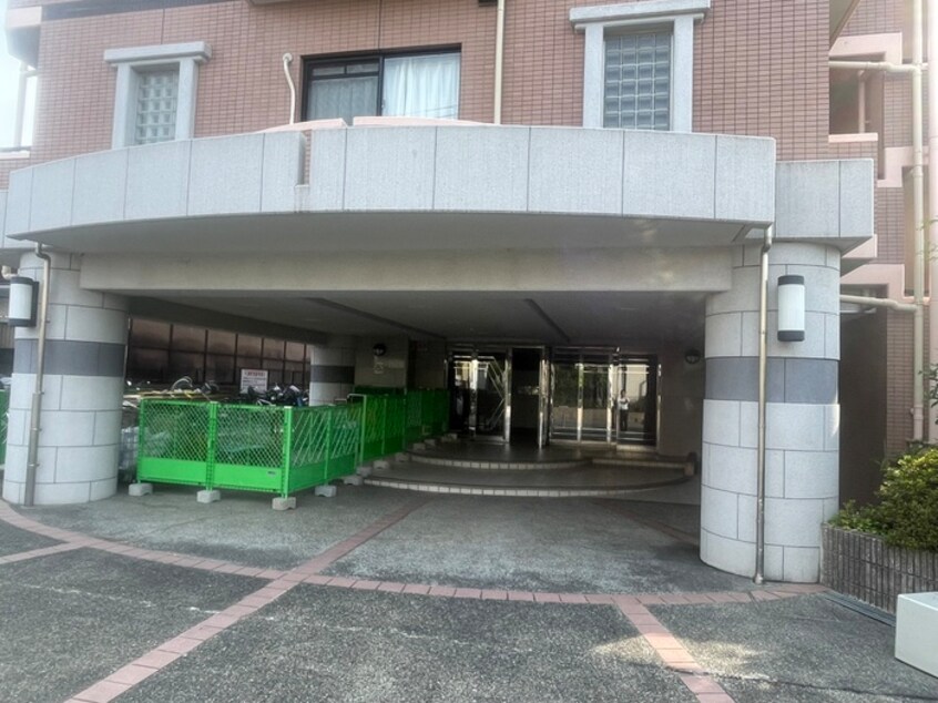 エントランス部分 ルナ・ピエ－ナ泉北