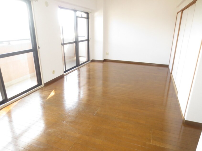 居室 ルナ・ピエ－ナ泉北