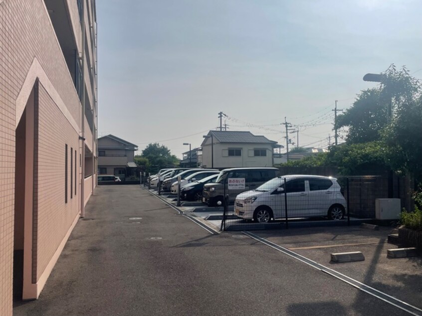 駐車場 ルナ・ピエ－ナ泉北