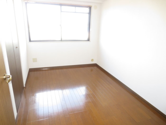 居室 ルナ・ピエ－ナ泉北