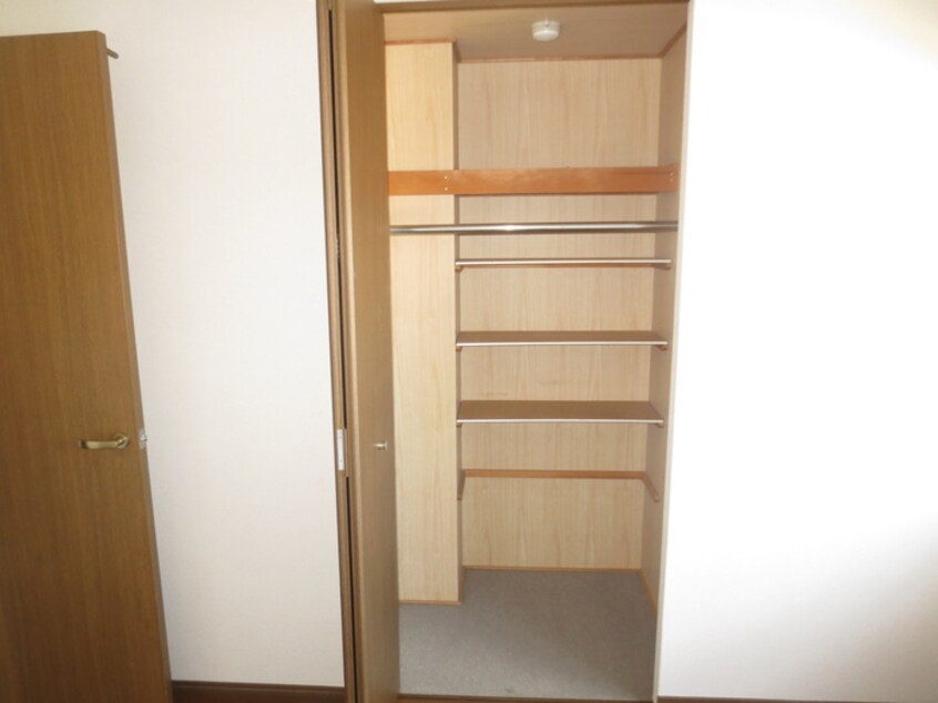 収納 ルナ・ピエ－ナ泉北