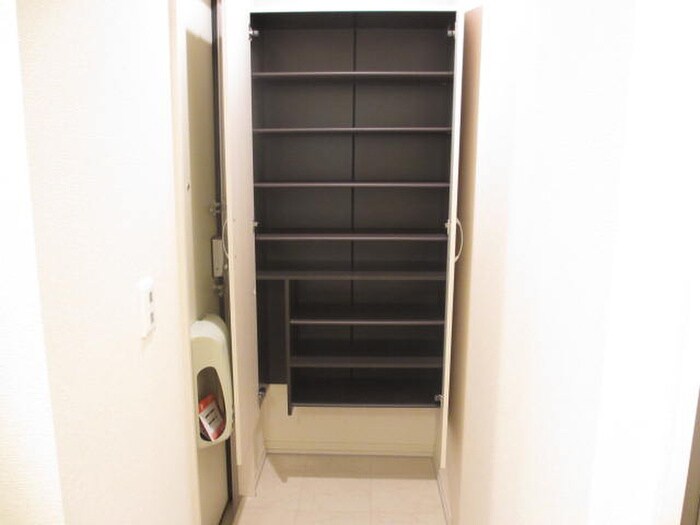 靴箱 シュトラール喜連