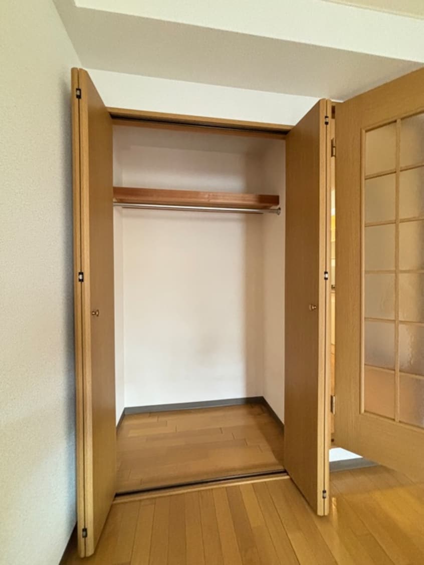 収納 イル・ニードミラ