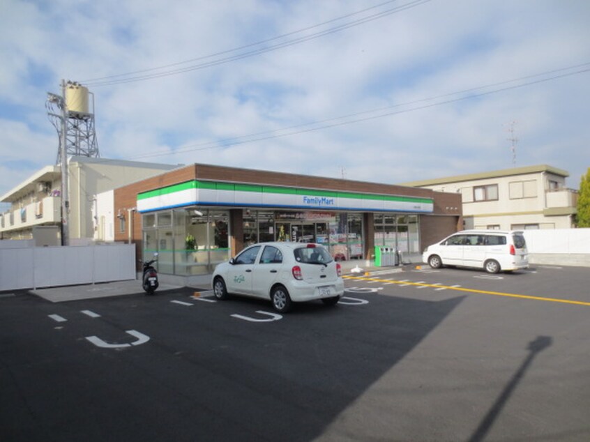 ファミリーマート八幡男山金振店(コンビニ)まで442m プランドールA棟